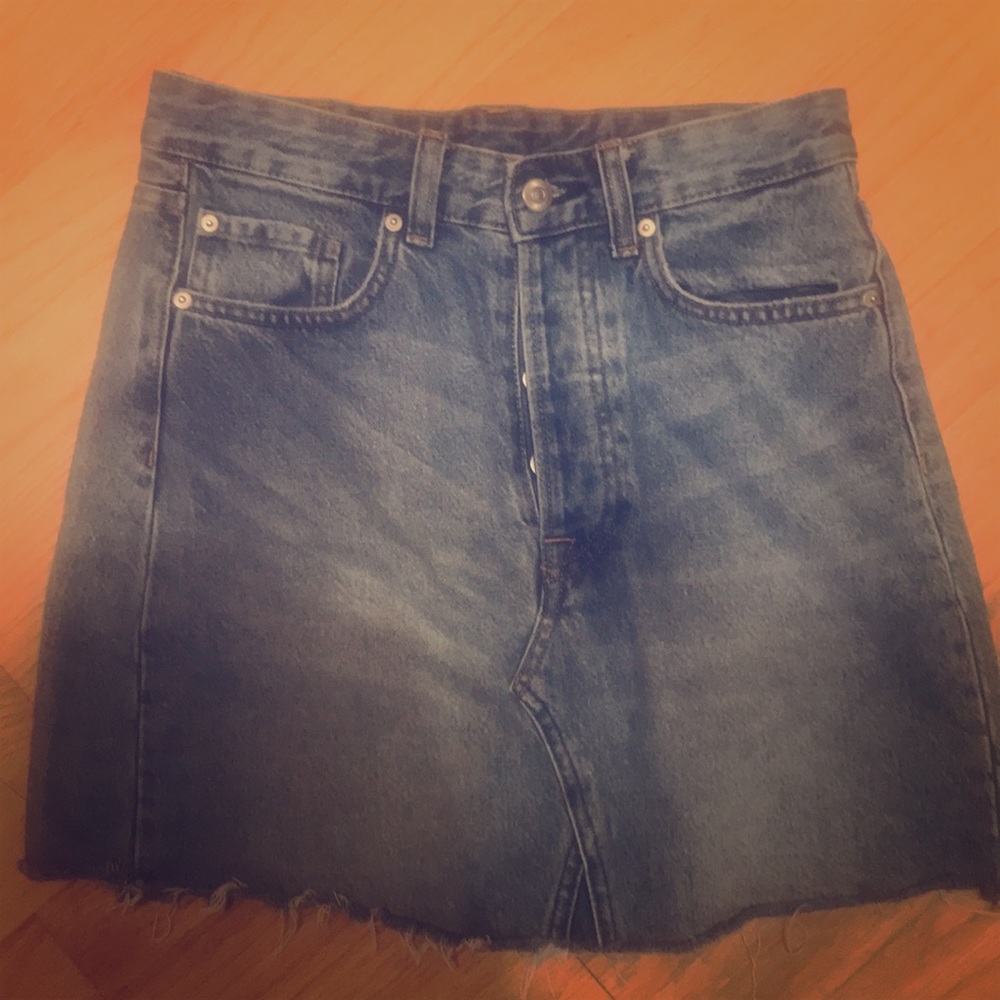 H&M denim mini skirt